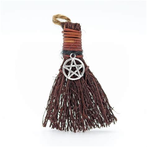 Intent witch broom